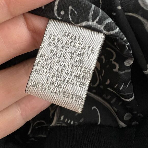 Chico’s Women’s Black Faux Fur Full Zip Vest Size 3 US XL Quilted Back - Picture 5 of 9